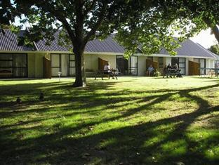 Awatea Park Motel Palmerston North Exterior photo